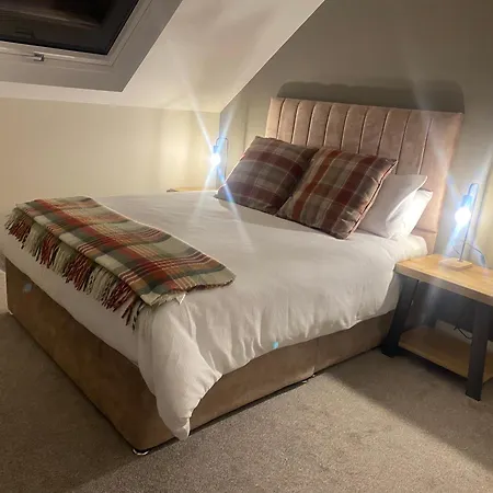 Luxury Country Escape